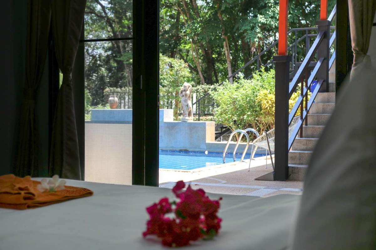 Tiger Hillside Hotel Phuket Esterno foto